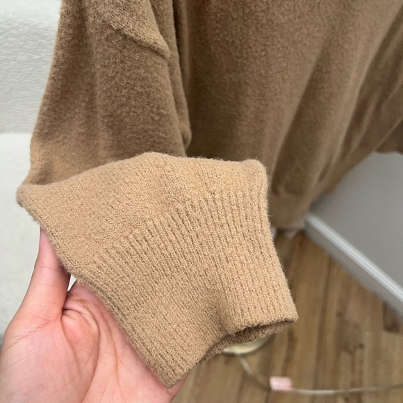 Ann Taylor Beige V-Neck Sweater | Large - Picture 2 of 8